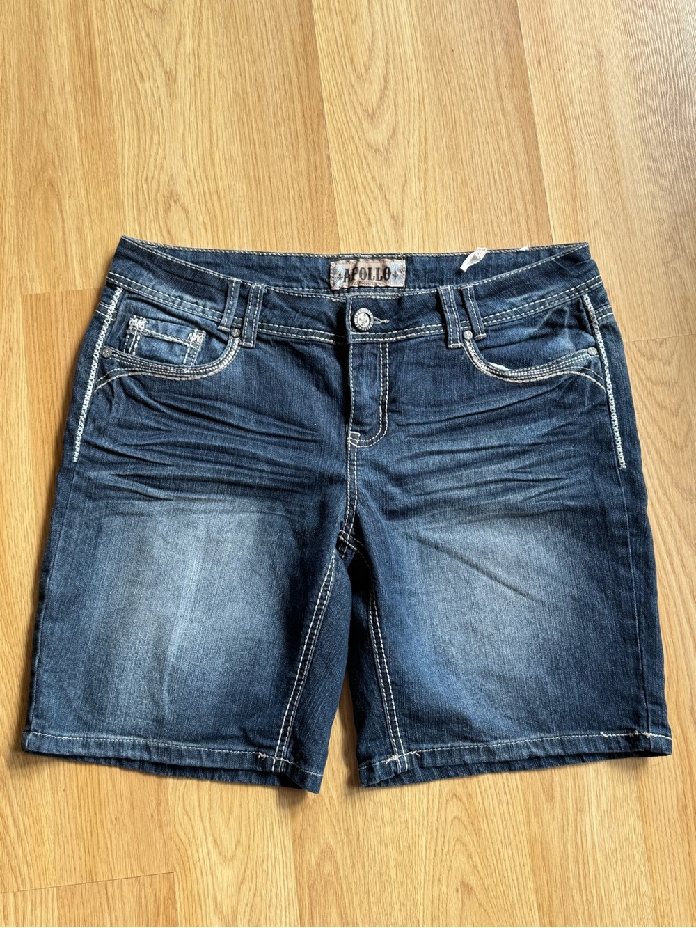 Apollo Size 13/14 Women's Mid-Rise Blue Denim Jean Shorts
